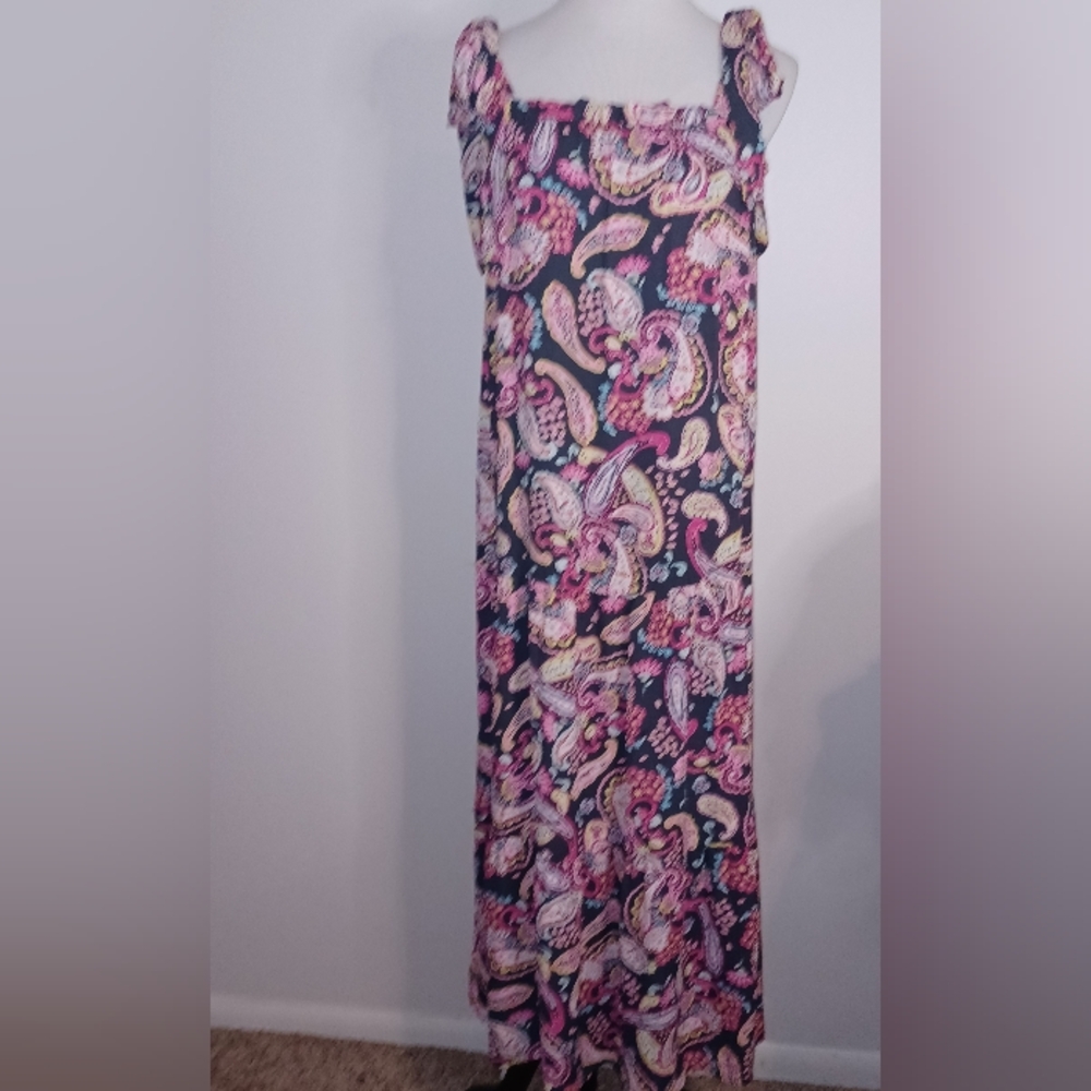 Womens dress small